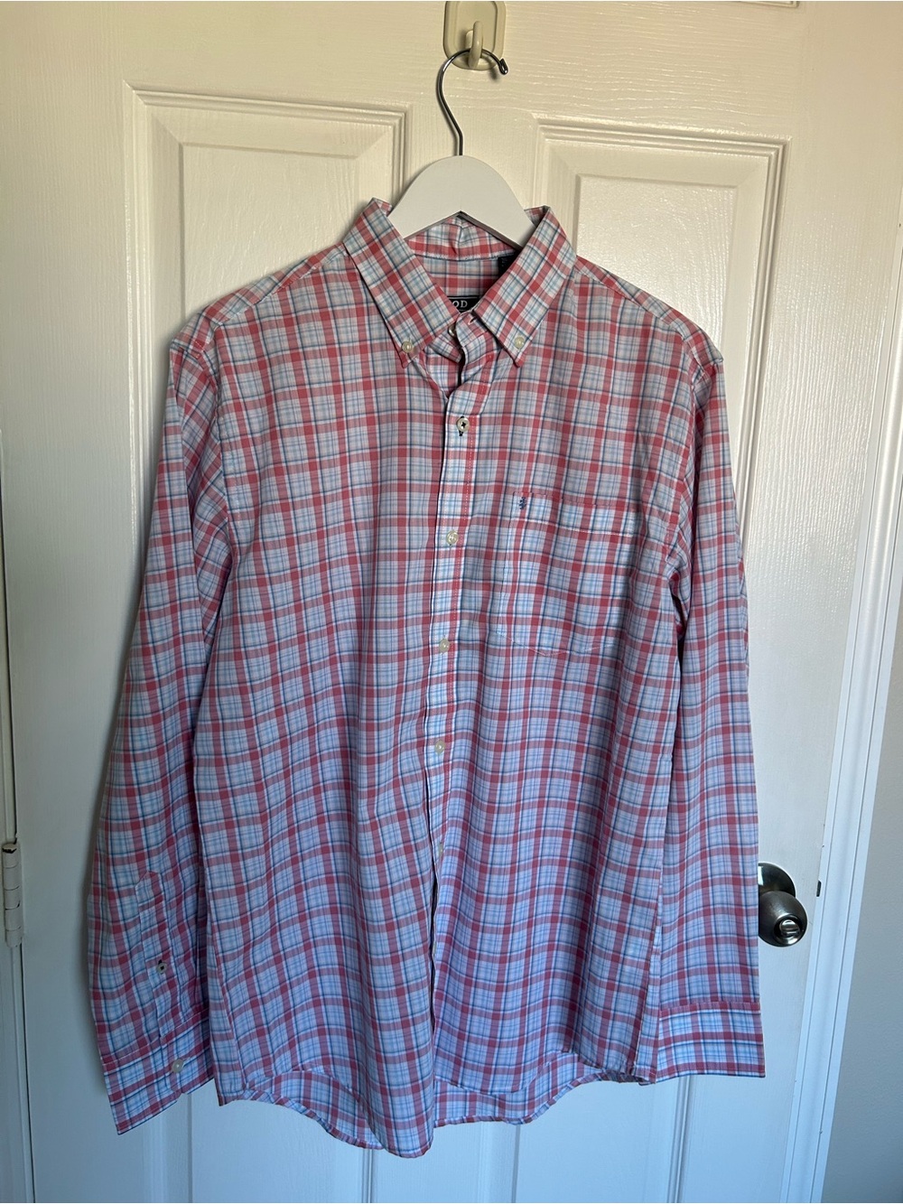 Izod Red and White Plaid Button-Down Shirt NWT Size M